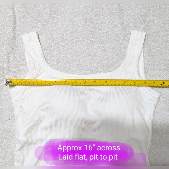 BNWOT size med shelf bra style tank top, white colour - Picture 5 of 12